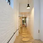 Apartman Renovated Two-bedroom Loft Veranda Tourcoing
