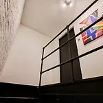Apartman Renovated Two-bedroom Loft Veranda Tourcoing