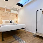 Apartament Renovated Two-bedroom Loft Veranda