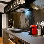 Renovated Two-bedroom Loft Veranda *