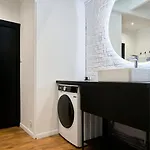 Apartament Renovated Two-bedroom Loft Veranda