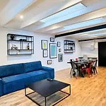Apartman Renovated Two-bedroom Loft Veranda Tourcoing