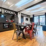 Apartman Renovated Two-bedroom Loft Veranda Tourcoing