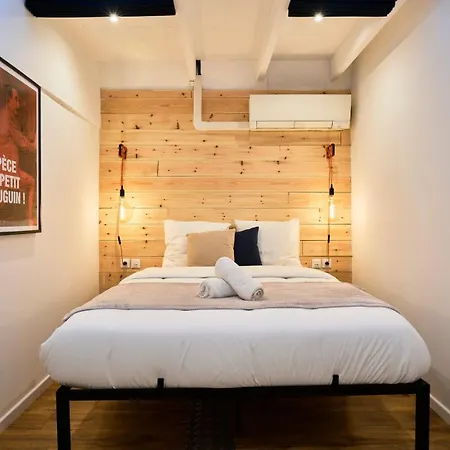 아파트 Renovated Two-bedroom Loft Veranda 투르쿠앵