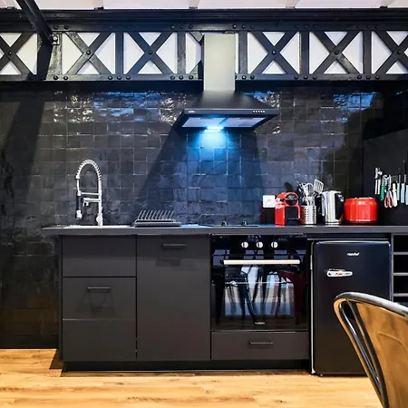 Renovated Two-bedroom Loft Veranda * Tourcoing