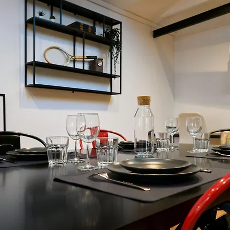 Renovated Two-bedroom Loft Veranda Apartman