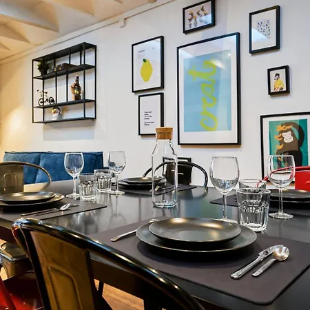 Apartman Renovated Two-bedroom Loft Veranda Tourcoing