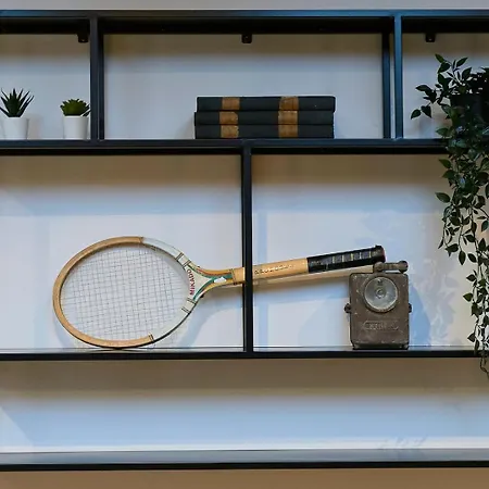 Renovated Two-bedroom Loft Veranda 아파트 투르쿠앵